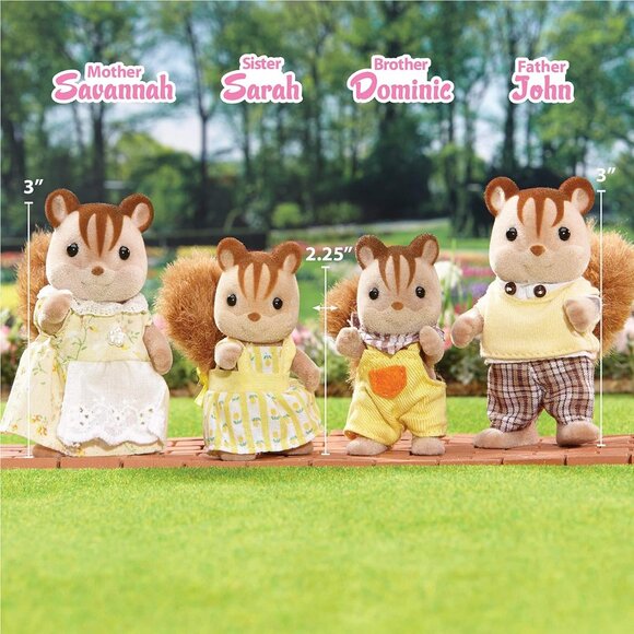 Calico Critters Hazelnut Chipmunk Family New in Box - Picture 4 of 12